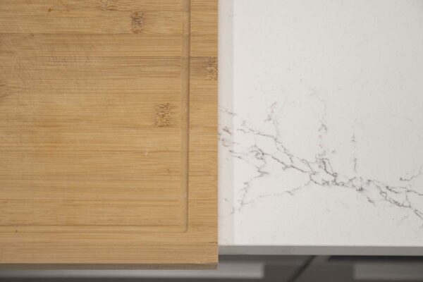 Cocina Lacada en Blanco Tiradores Minimalistas - Madefor (11)