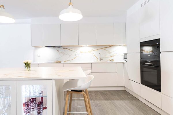 Cocina Nueva en Maspalomas Cocina en Marmol Blanco - Madefor (5)