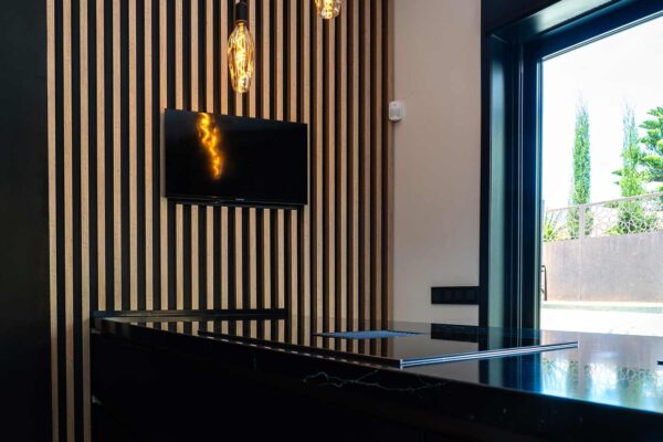 Cocina Nueva en Meloneras Encimera Compac Marquina