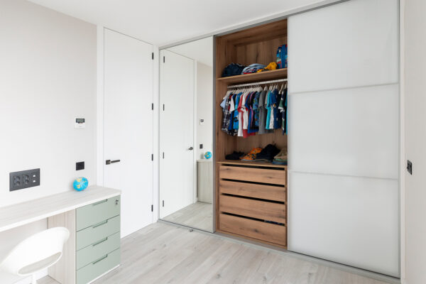 Cocina reformada por Madefor en el Barrio de Las Mesas