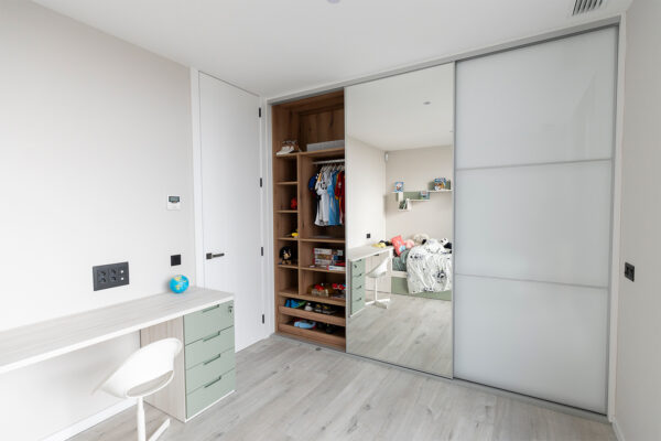 Cocina reformada por Madefor en el Barrio de Las Mesas