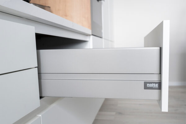 Cocina reformada por Madefor en el Barrio de Las Mesas